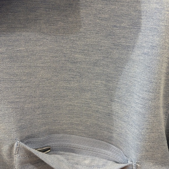 Lululemon Commission Button Down Shirt W/Zippered Pocket—Like New—Casual—M - Picture 6 of 12